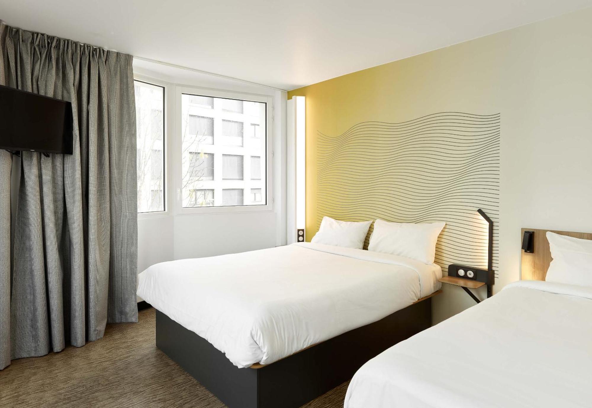 B&B Hotel Massy Gare Tgv Exteriör bild