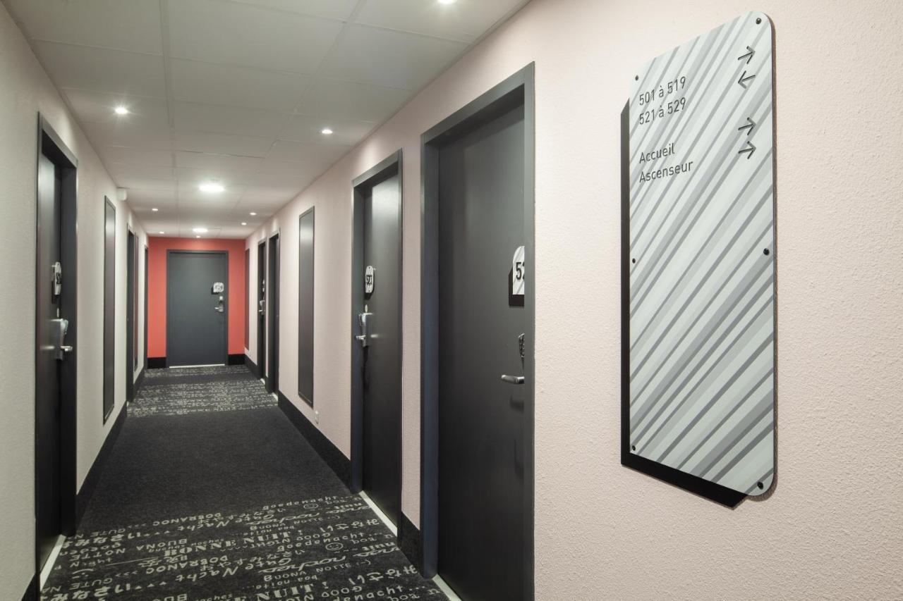 B&B Hotel Massy Gare Tgv Exteriör bild